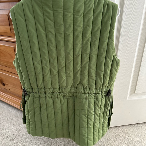 Lululemon green vest - Picture 2 of 3